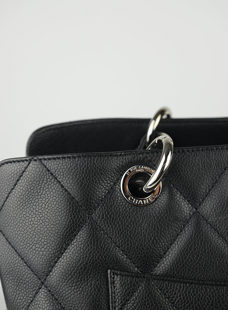 Chanel Borsa in pelle Caviar nera