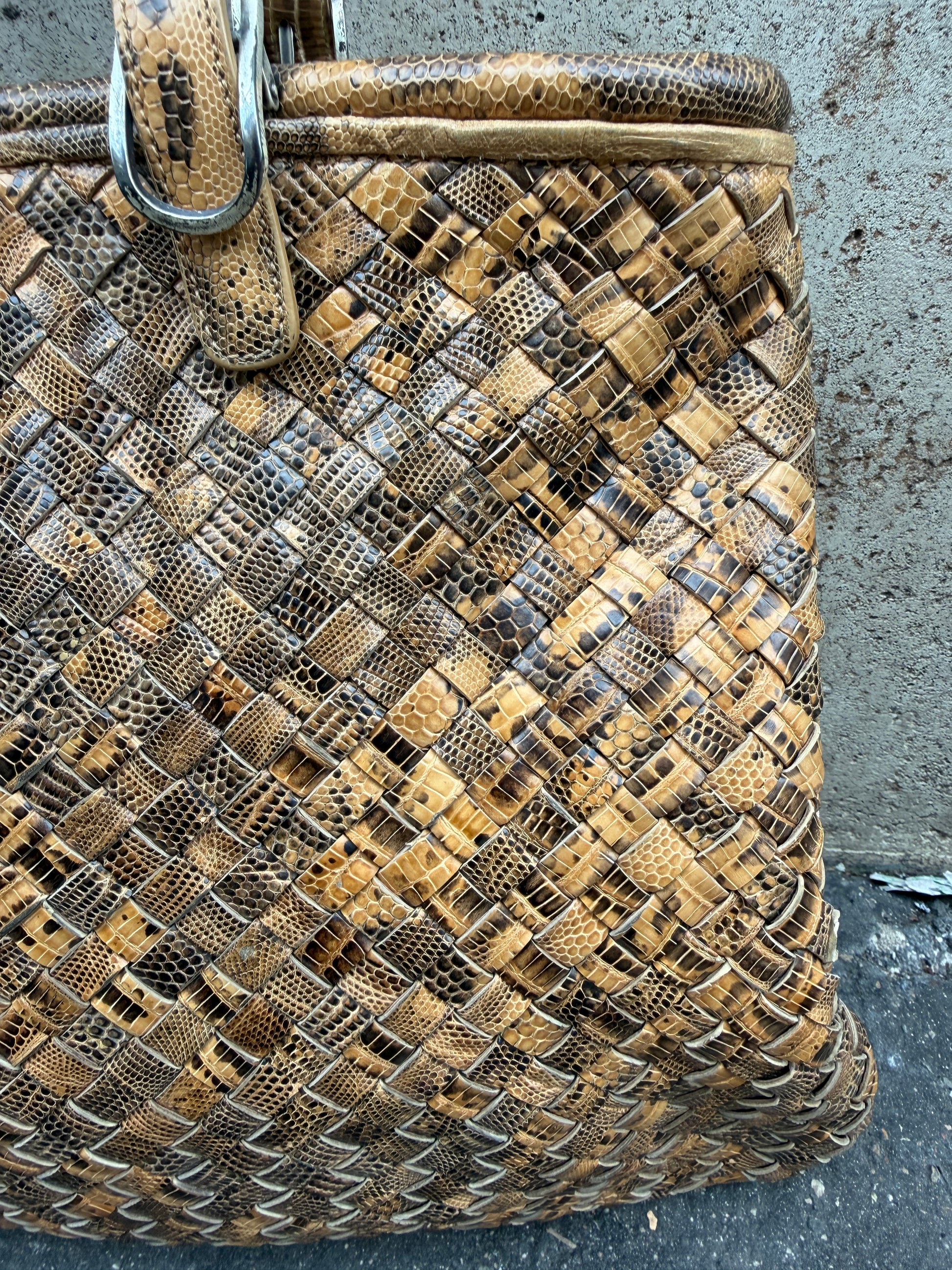 Bottega Veneta borsa in lizard beige nera -  lesleyluxuryvintage