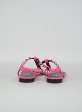 Load image into Gallery viewer, Balenciaga Sandali Gintarg in pelle fucsia - N. 36
