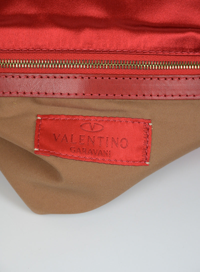 Valentino Pochette in raso rosso con fiocco