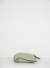 Load image into Gallery viewer, Valentino Pochette Rockstud verde salvia
