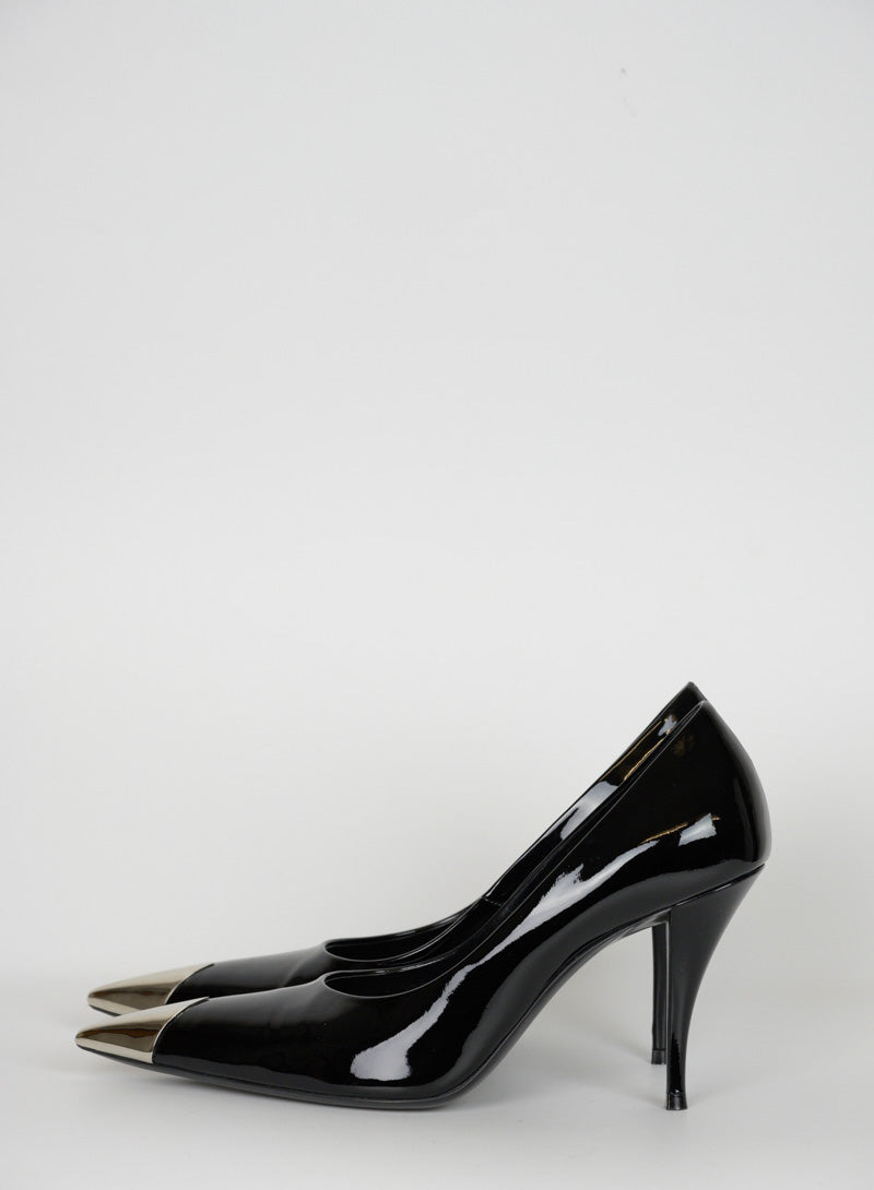 Saint Laurent Décolléte in black vernis - N. 38 ½