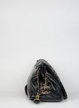 Carica l&#39;immagine nel visualizzatore di Gallery, Chanel Borsa in pelle nera effetto lastricato
