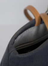 Load image into Gallery viewer, Chanel Shopper in tessuto blu con righe e logo
