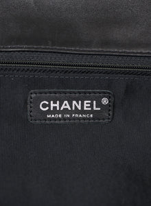 Chanel Roll Up Maxi Clutch in pelle matelassé nera