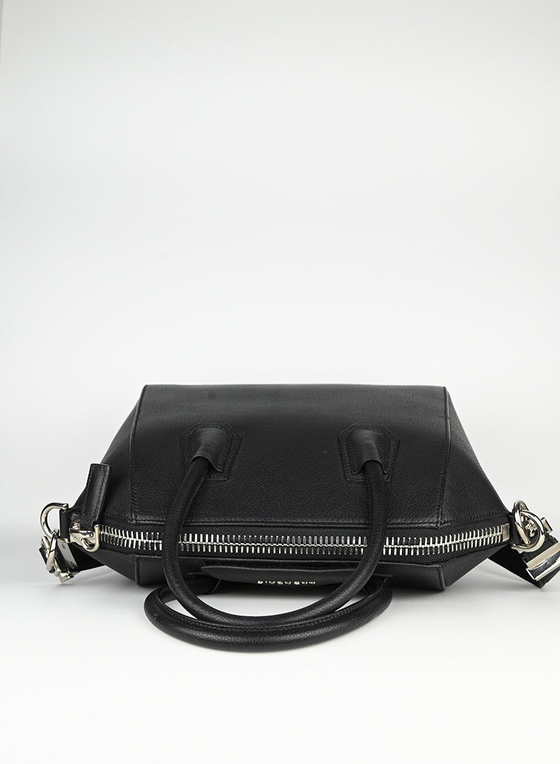 Givenchy Borsa Antigona in pelle nera