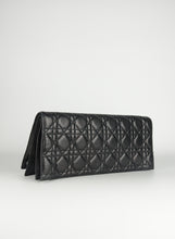 Load image into Gallery viewer, Dior Pochette Cannage in pelle nera
