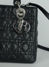 Load image into Gallery viewer, Dior Borsa Lady Dior Media in pelle nera
