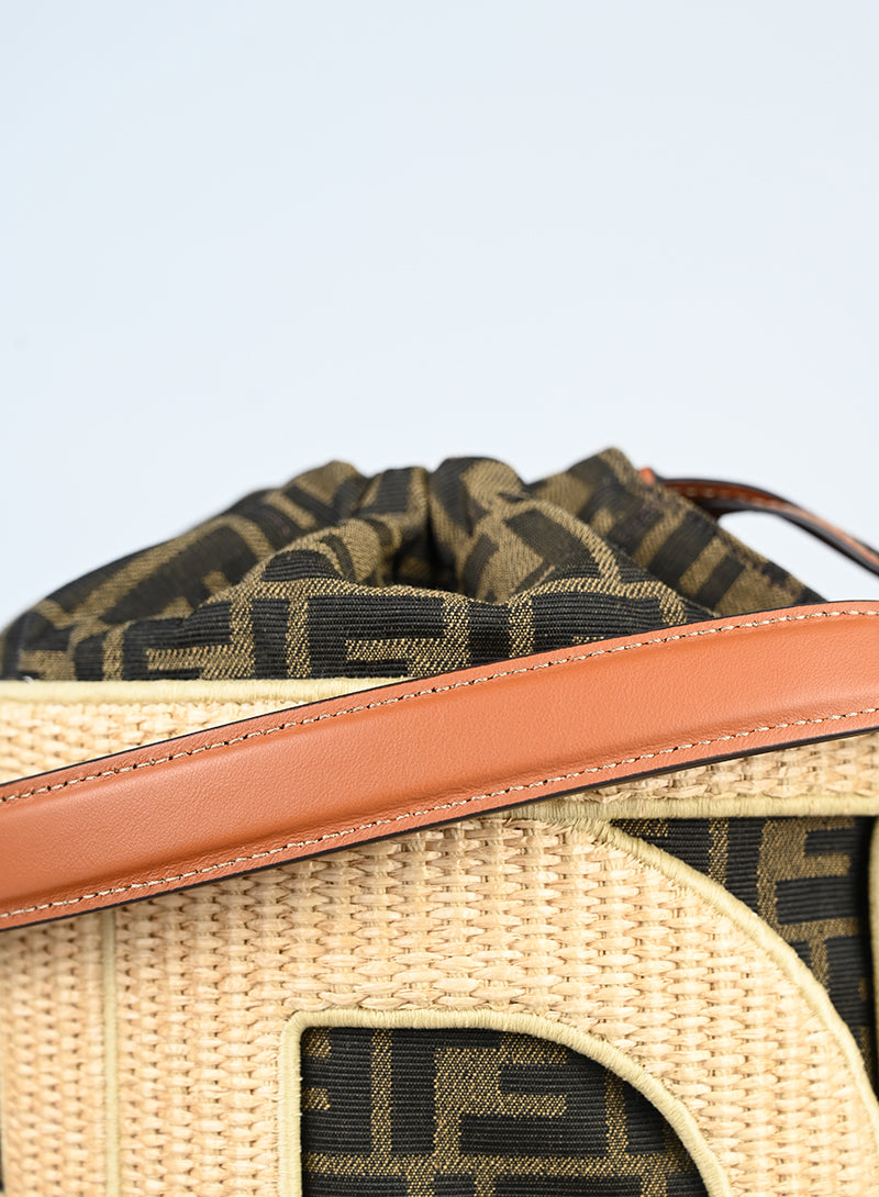 Fendi Borsa Step-out in rafia -  lesleyluxuryvintage