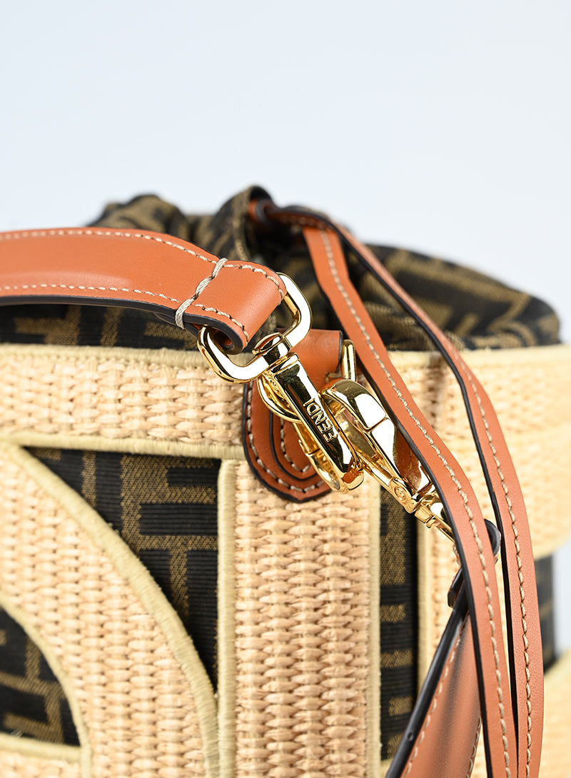 Fendi Borsa Step-out in rafia -  lesleyluxuryvintage