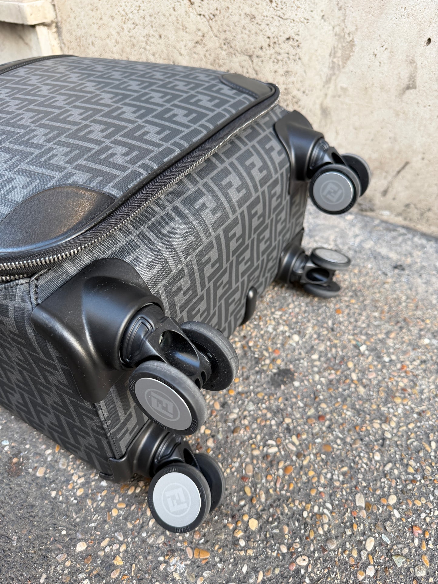Fendi trolley grigio e nero zucca