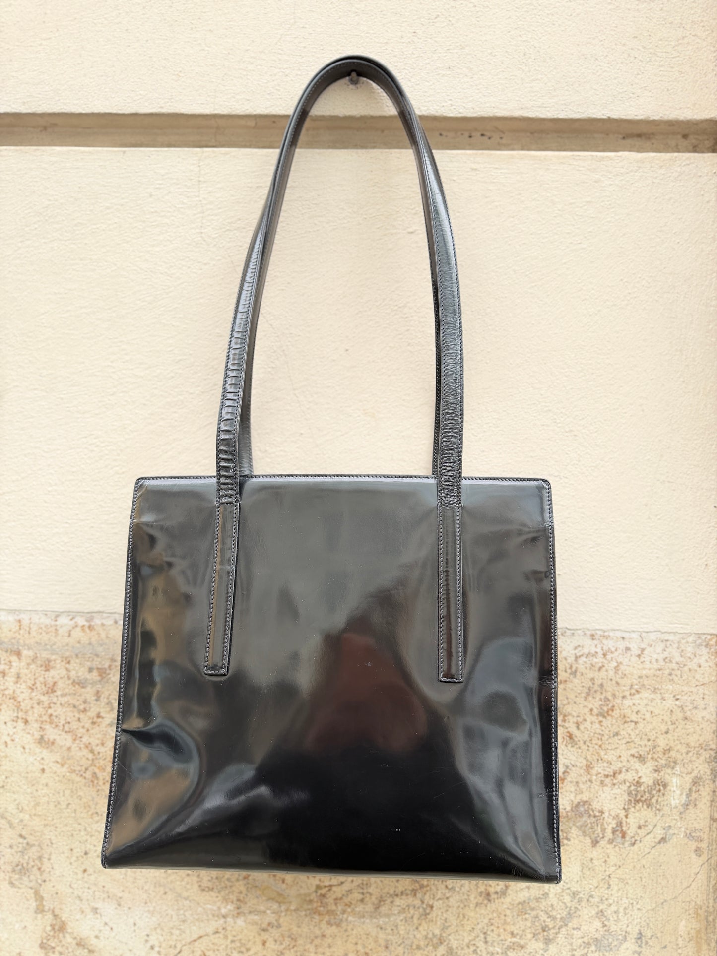 Prada Re-Edition 1995 nera -  lesleyluxuryvintage