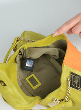 Carica l&#39;immagine nel visualizzatore di Gallery, Fendi Borsina in camoscio verde e arancio Zucca
