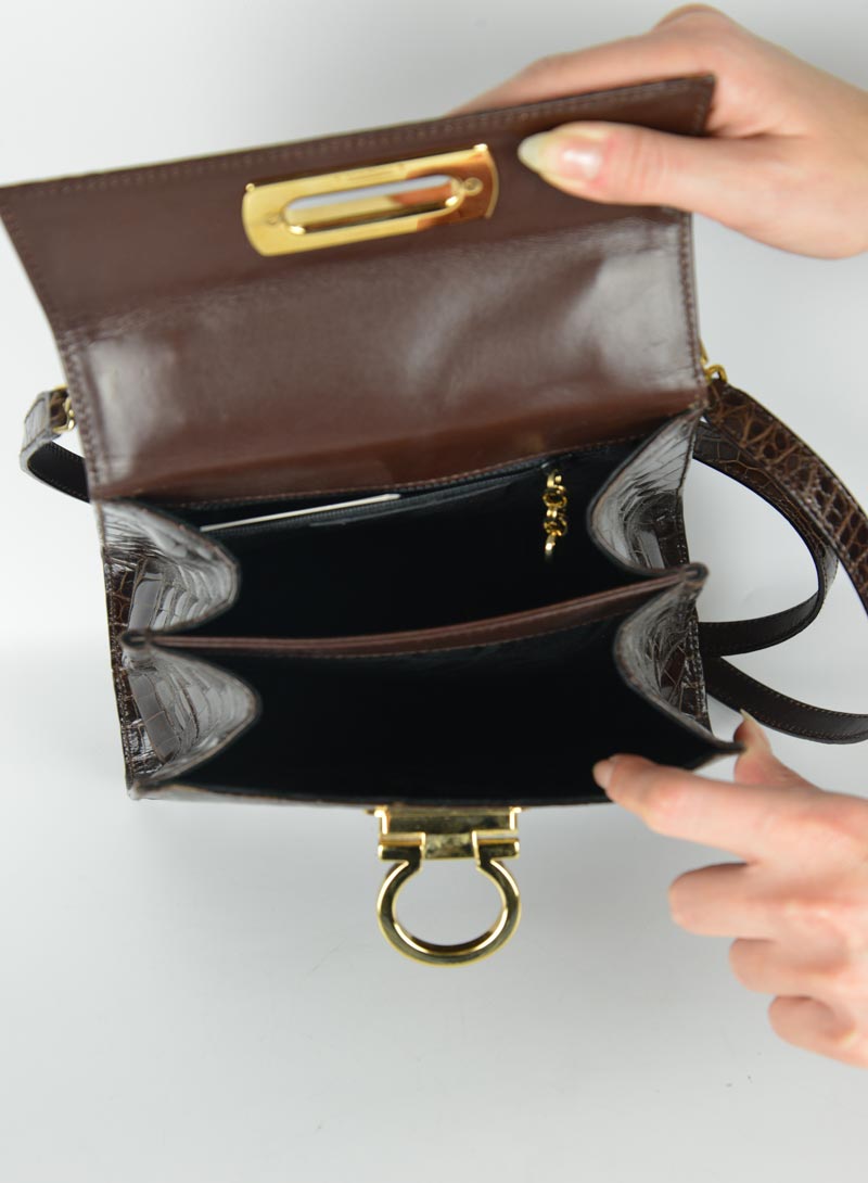 Ferragamo Borsa Iconic in pelle cocco marrone