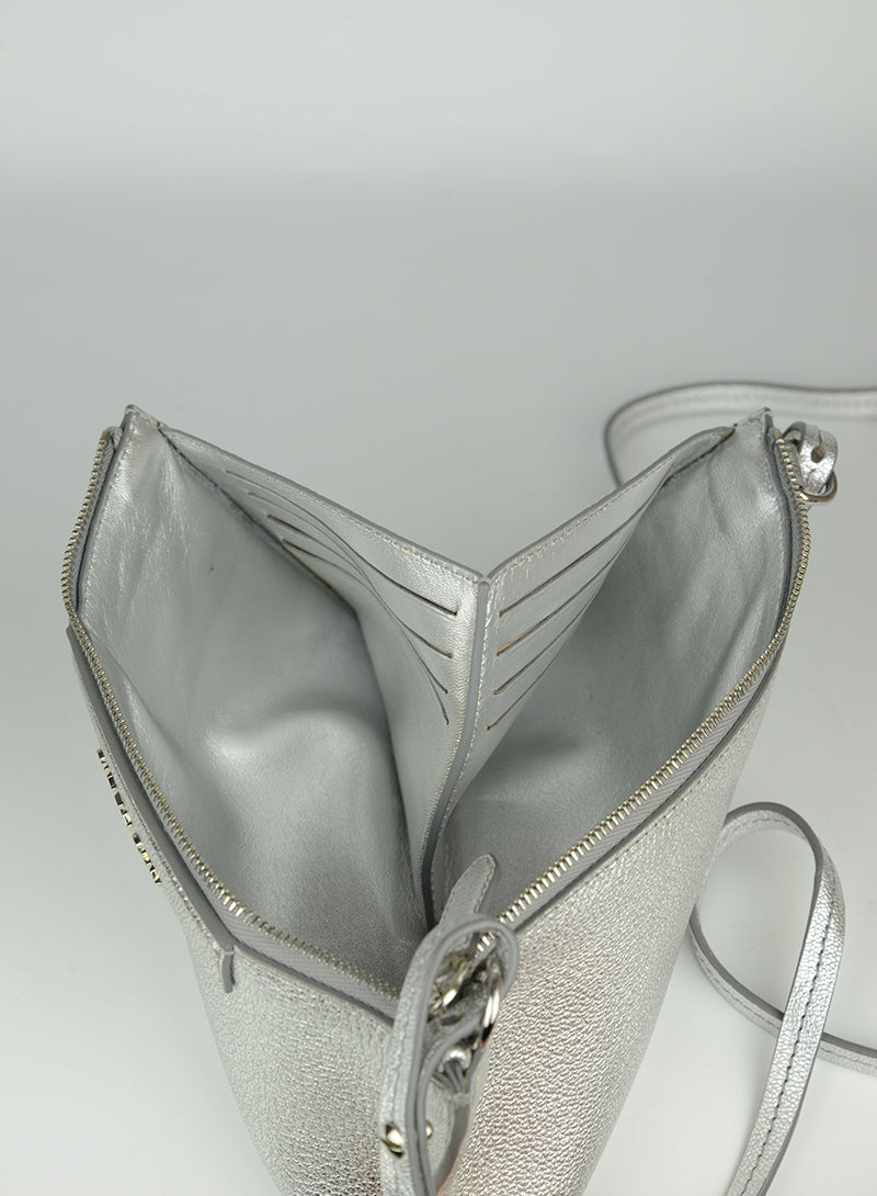 Givenchy Pochette Antigona in pelle argento