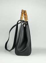 Load image into Gallery viewer, Gucci Nymphaea Plain Bamboo bag in black leather
