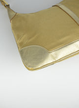 Load image into Gallery viewer, Gucci Jackie bag in gold fabric
