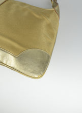 Carica l&#39;immagine nel visualizzatore di Gallery, Gucci Borsa Jackie in tessuto oro

