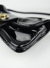 Carica l&#39;immagine nel visualizzatore di Gallery, Gucci Borsina Papillon Crest in vernice nera
