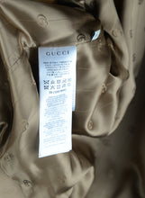 Load image into Gallery viewer, Gucci Beige suede jacket - Size. 38
