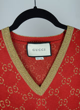 Load image into Gallery viewer, Gucci Pull in lana rosso con GG oro - Tg. S
