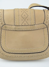 Load image into Gallery viewer, Gucci Snaffle Bit shoulder bag beige
