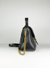Load image into Gallery viewer, Gucci Borsa Marmont in pelle nera
