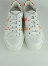 Carica l&#39;immagine nel visualizzatore di Gallery, Hermès Sneakers bianche - N. 37
