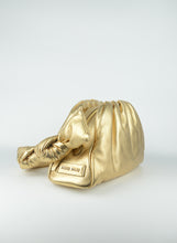 Carica l&#39;immagine nel visualizzatore di Gallery, Miu Miu Borsa con nodi in pelle oro
