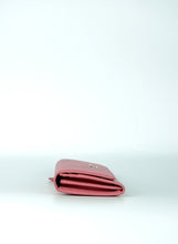 Load image into Gallery viewer, Prada Portafogli in Saffiano rosa
