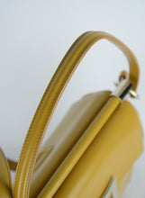 Load image into Gallery viewer, Roger Vivier Mustard leather shoulder bag
