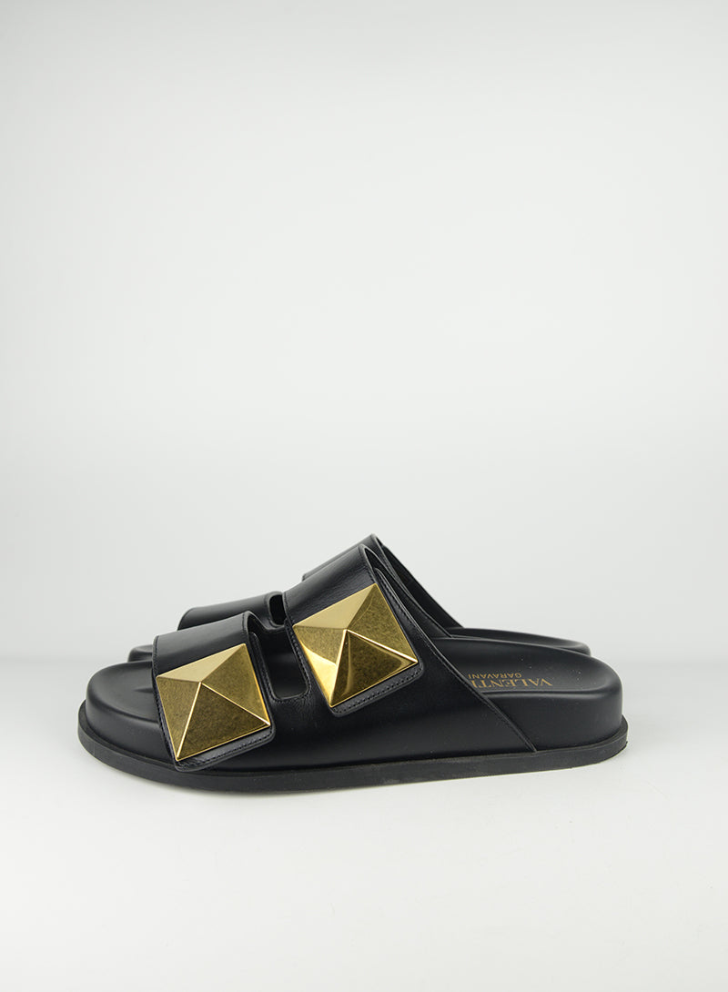 Valentino Ciabatte Studs in pelle nera - N. 35