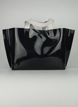 Carica l&#39;immagine nel visualizzatore di Gallery, Valentino Shopper in PVC Nera
