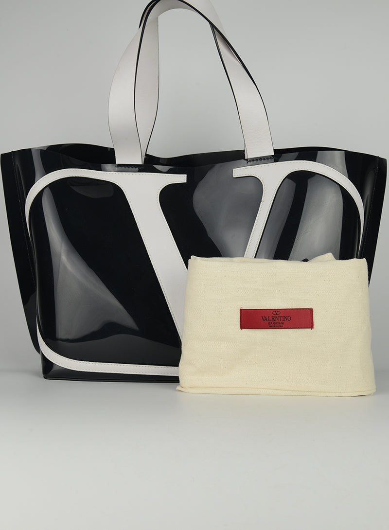 Valentino Shopper in PVC Nera