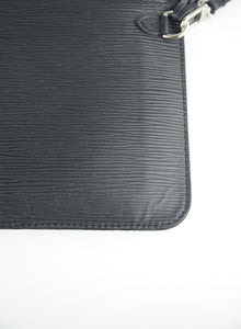 Louis Vuitton Pochette in black Epi