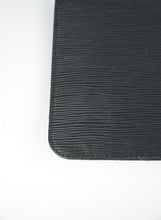 Carica l&#39;immagine nel visualizzatore di Gallery, Louis Vuitton Pochette in Epi nera
