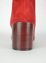 Load image into Gallery viewer, Stuart Weitzman Red suede boots - No. 37
