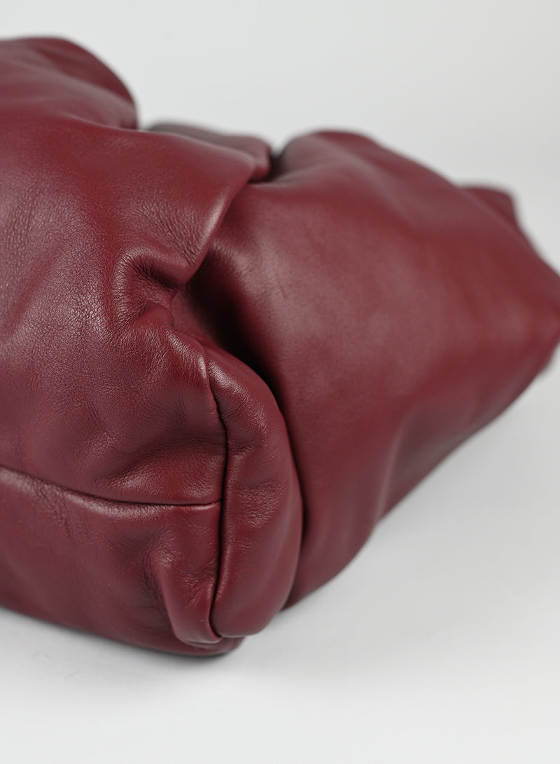 Bottega Veneta Pouch in pelle bordeaux