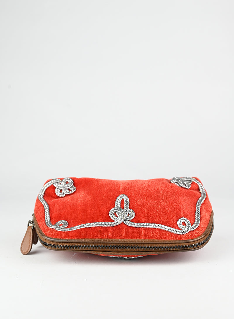 Bottega Veneta Beauty Case in velluto rosso