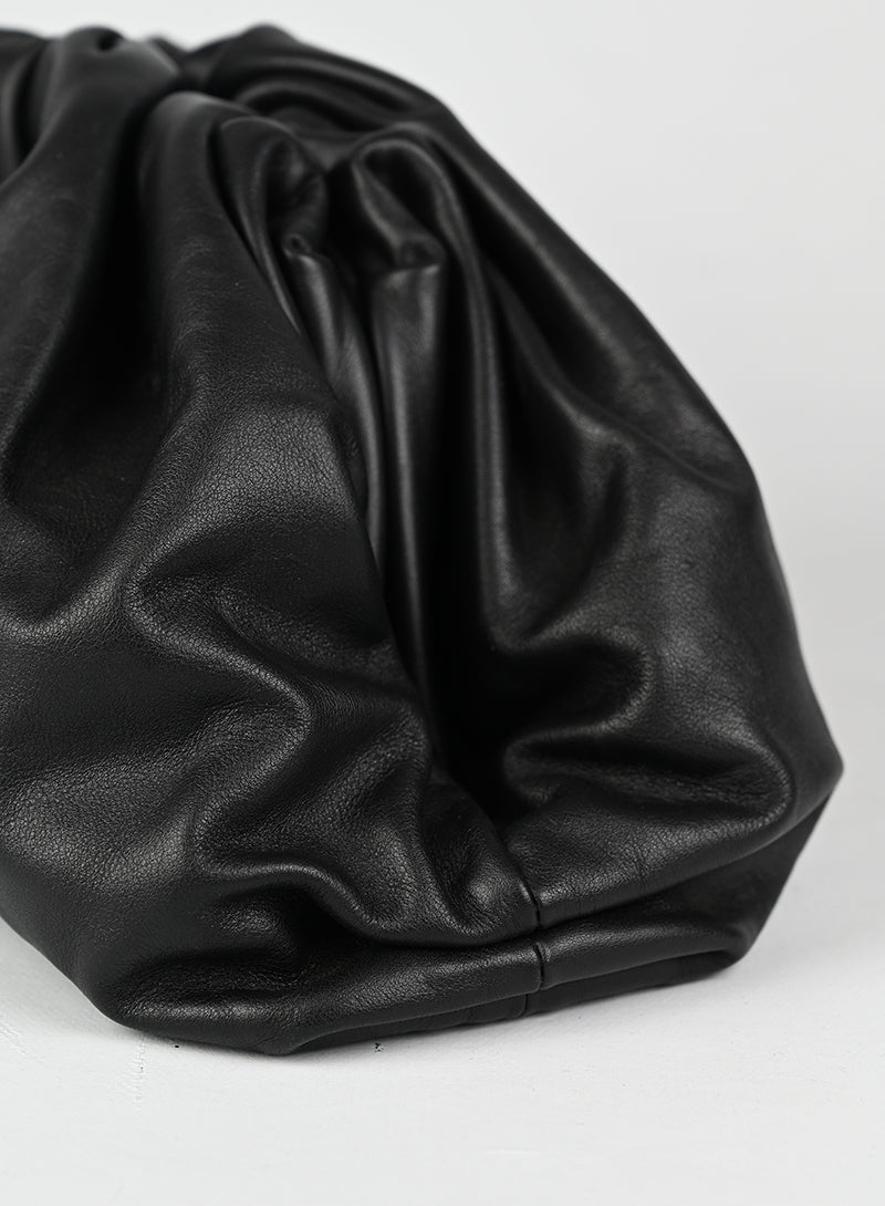 Bottega Veneta Pouch in pelle nera