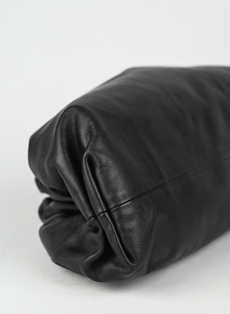 Bottega Veneta Pouch in pelle nera