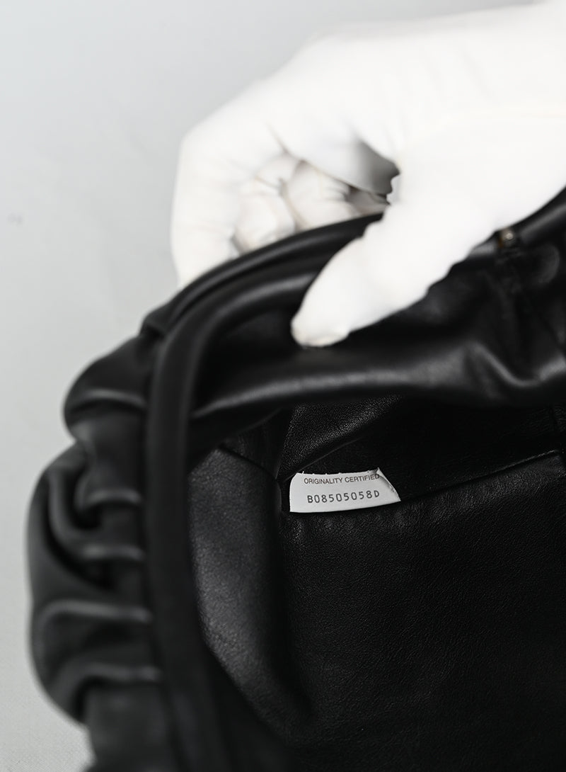 Bottega Veneta Pouch in pelle nera