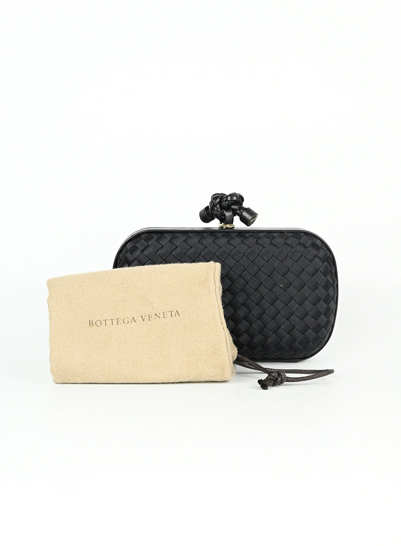 Bottega Veneta Clutch Knot nera in raso