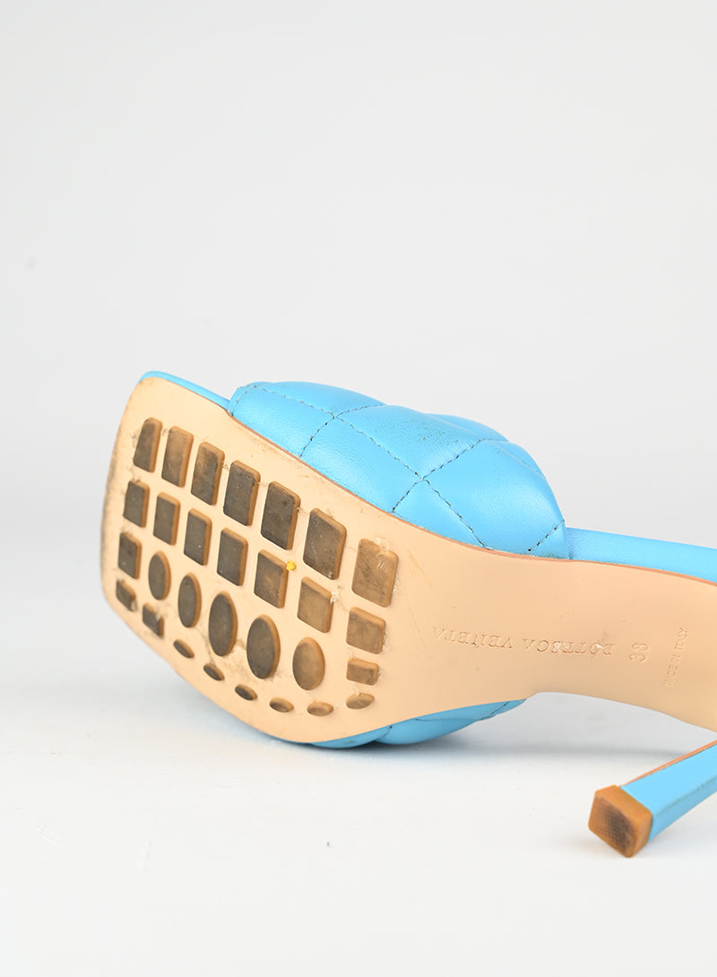 Bottega Veneta Mules in pelle celeste - N. 38