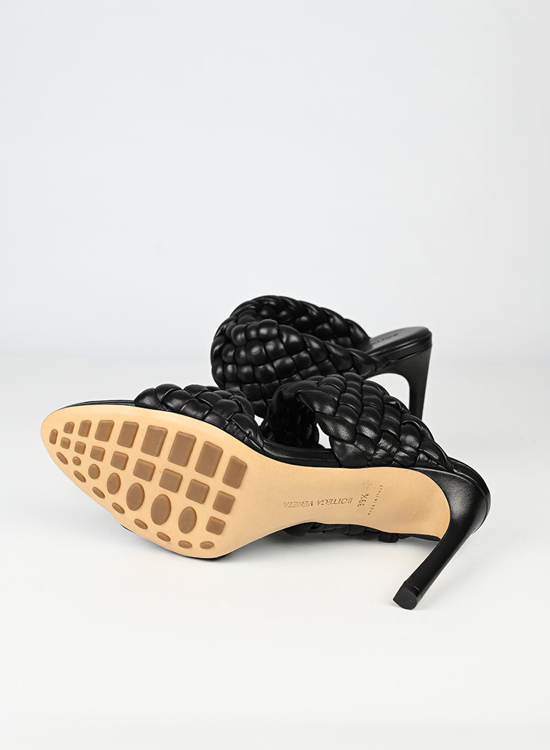 Bottega Veneta Sandali in pelle nera - N. 39