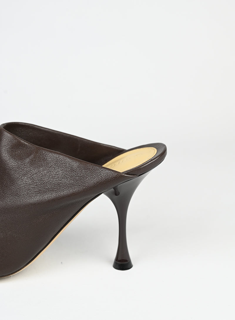 Bottega Veneta sabot in pelle marrone - N. 39