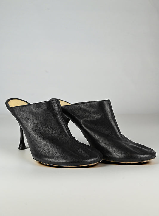 Bottega Veneta Mules nere - N. 39