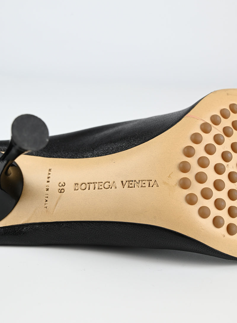 Bottega Veneta Mules nere - N. 39