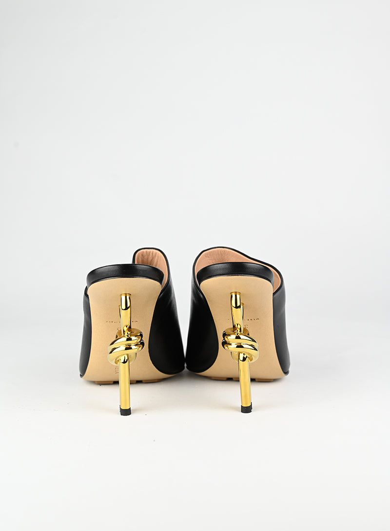 Bottega Veneta Sandali Sabot Knot in pelle nera - N. 39