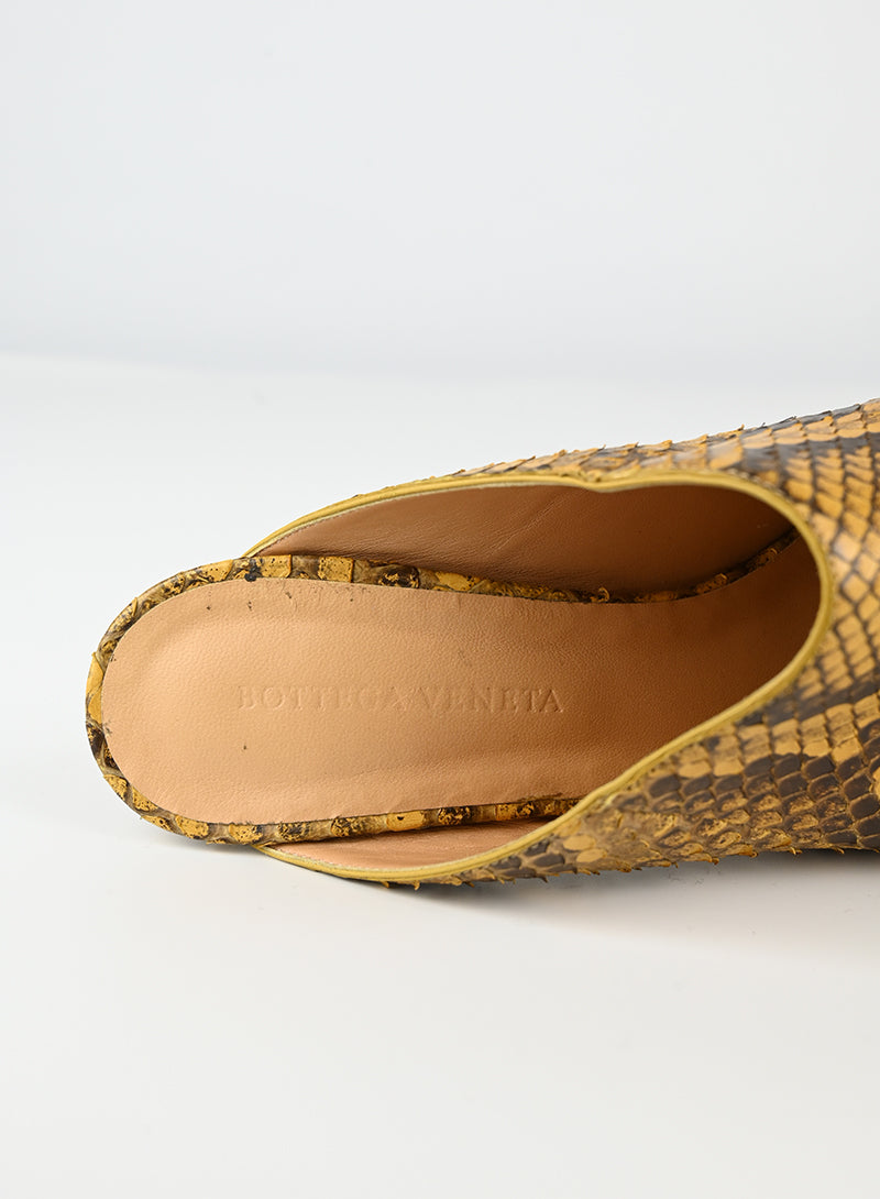 Bottega Veneta Mules pitone - N. 38 ½